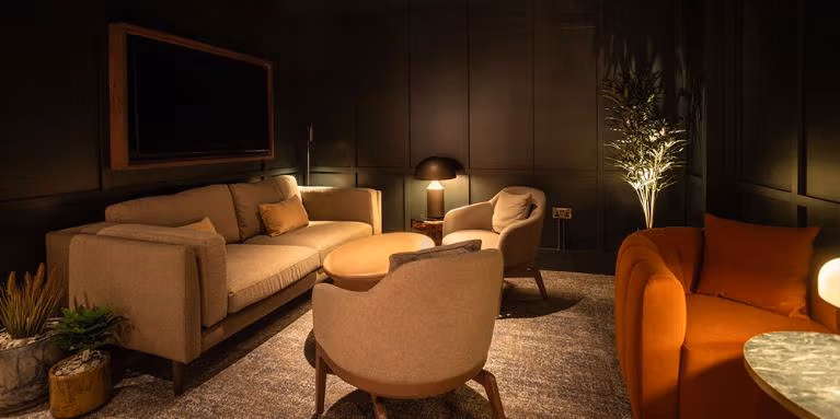 No1 Lounge T2 - Seating Area