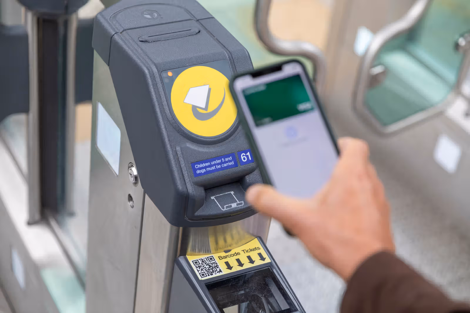 Paga según el uso con tu tarjeta bancaria